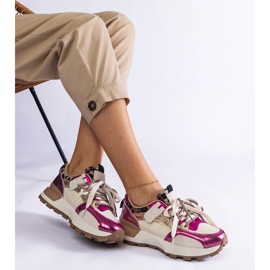 Sneakers rosa decorate con motivo animale 2