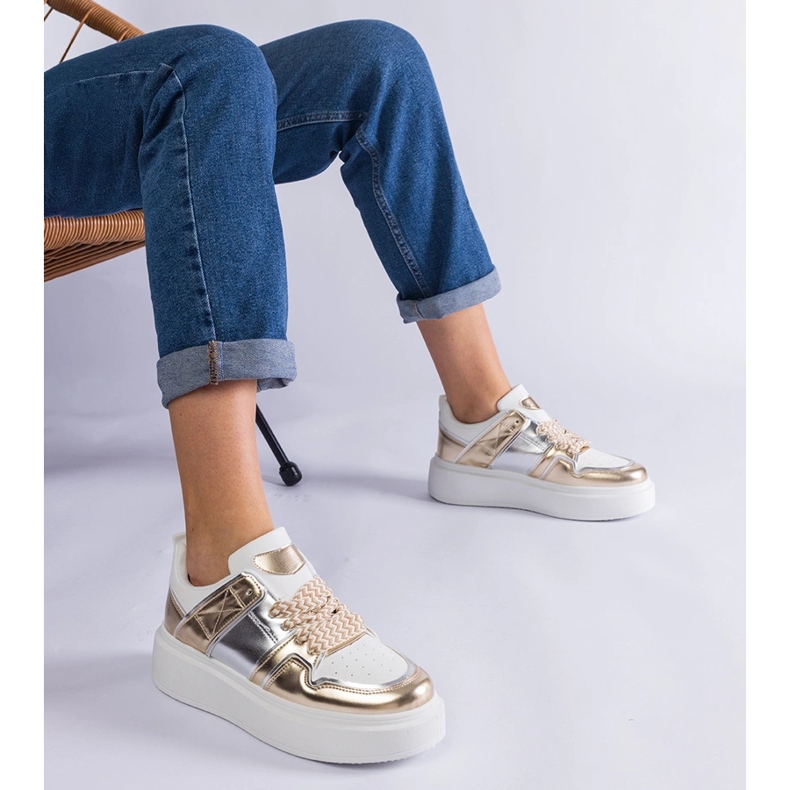 Sneakers oro con inserti argento d'oro 1