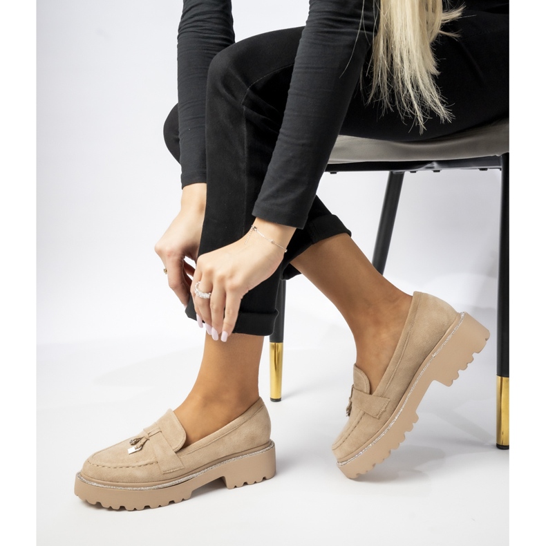 Mocassine in pelle scamosciata femminile con frange kaki beige 1
