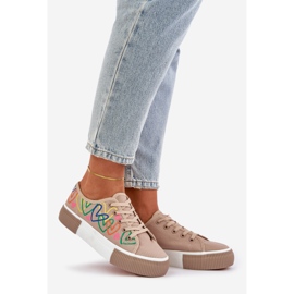 Sneaker da donna in cuori di dimensioni scure beige 1