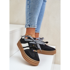 Sneaker femminili con spille nere nero 2