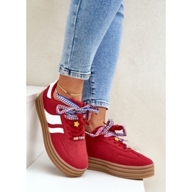 Sneaker femminili con spille rosse rosso 2