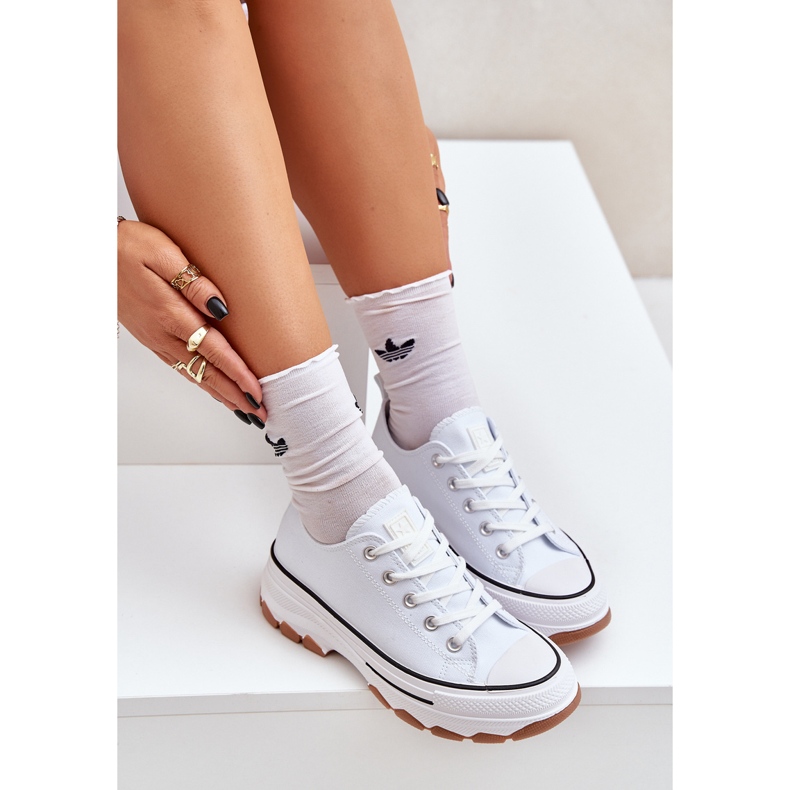 News Sneaker da donna basse sulla piattaforma bianca 2