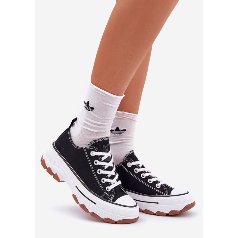 News Sneaker da donna basse sulla piattaforma nera nero 1