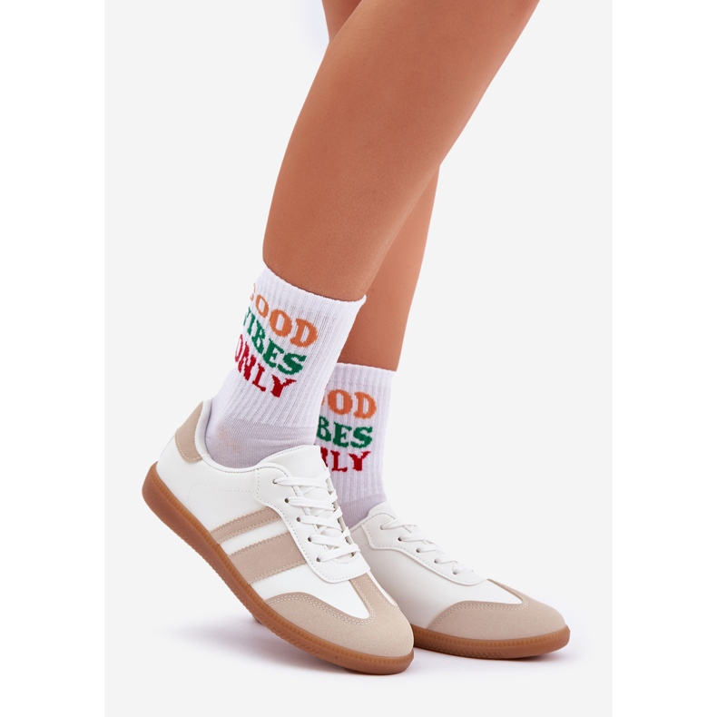 Sneaker da donna bassa con beige in pelle ecologica e bianca 1