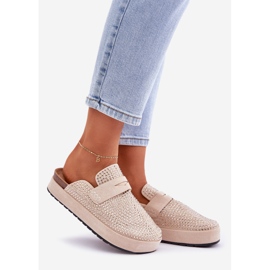 Pantofole da donna decorate con zirconi sulla piattaforma beige 1