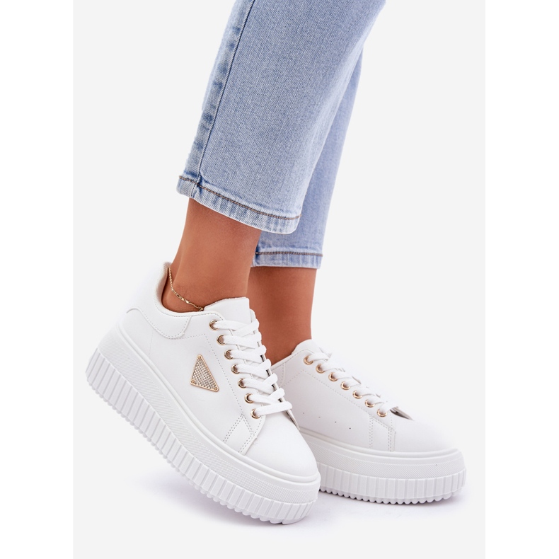 Sneaker eleganti su un'enorme piattaforma bianca bianco 1