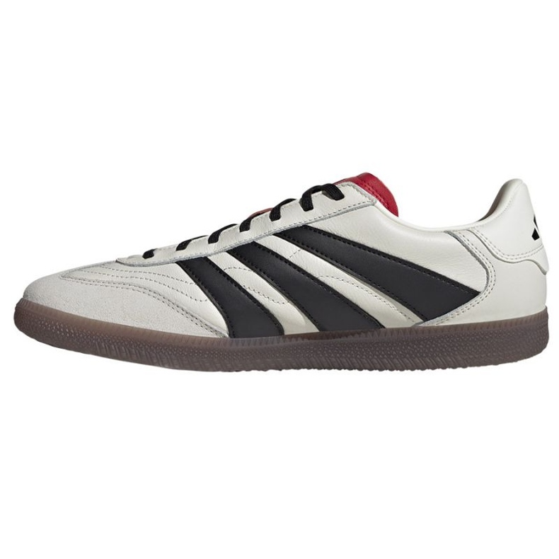 Adidas predator freestyle in jh8893 bianco e nero 1