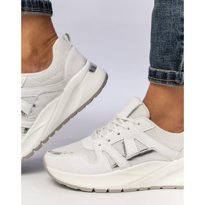 Sneaker sportive bianche da donna bianca 1