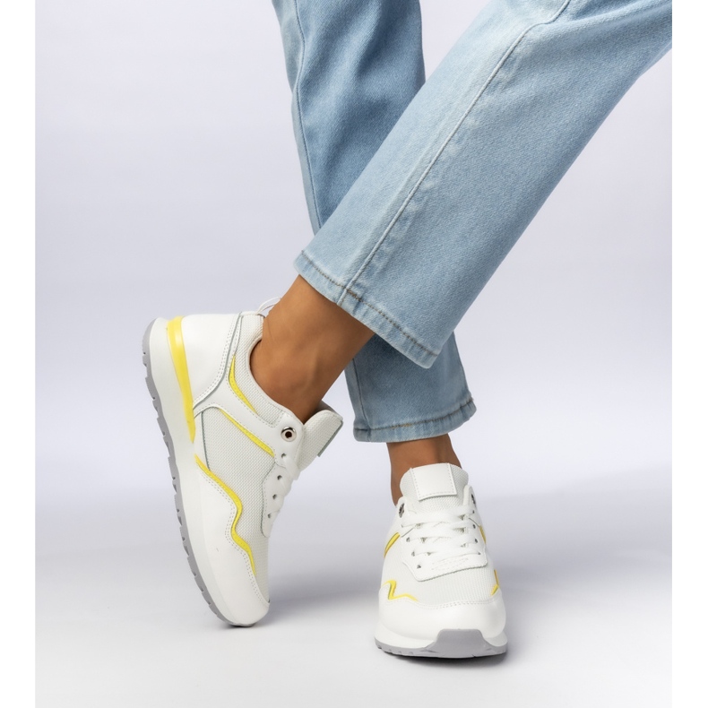 Sneaker sportive bianche da donna bianca 1