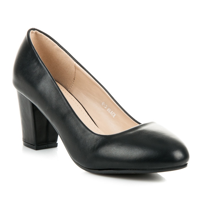 Pompe sul palo nero 1