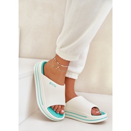 Infradito da donna sulla piattaforma Big Star NN274A038 White-Cham bianca 2