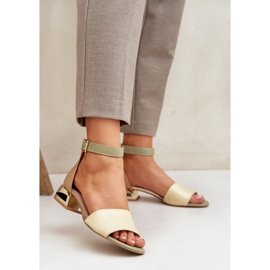 Sandali in pelle su tacchi dorati Laura Messi 2143 Beige 2