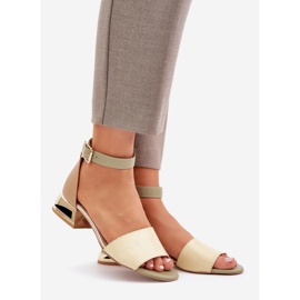 Sandali in pelle su tacchi dorati Laura Messi 2143 Beige 1