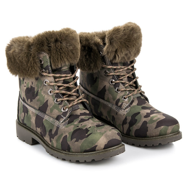 Queen Vivi Trapper mimetici con pelliccia verde 1