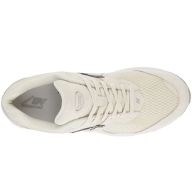 Scarpe New Balance M2002WC beige 1