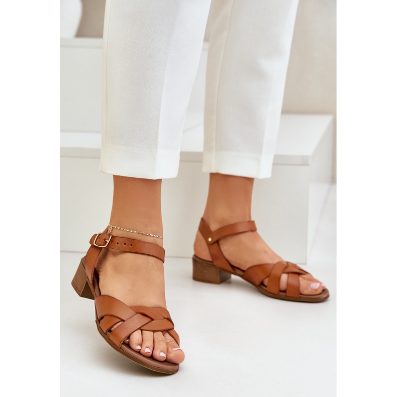 Sandali in pelle con un delicato tacco Zazoo 40372 Brown marrone 2