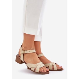 Sandali in pelle con un delicato tacco Zazoo 40372 Beige leggero 1