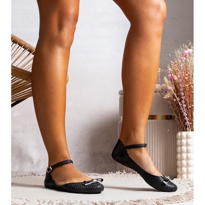 D/GMR Ballerine nere femminili fatte di gomma con arco e chiusura nero 1