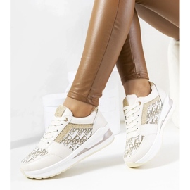 D/GMR Sneaker di scarpe sportive beige su una sola suola in pizzo .Up Aloisia 1