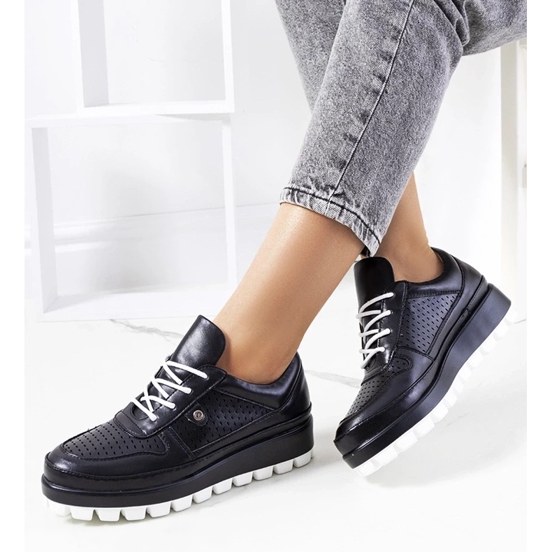 D/GMR Sneakers nere traforate di Assels nero 1