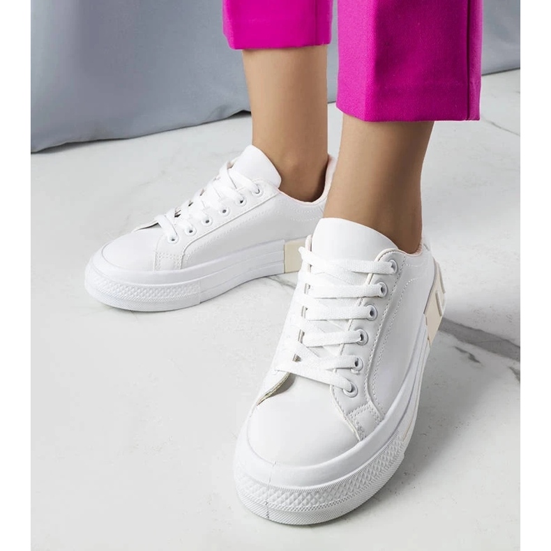 D/GMR Sneakers bianche e beige decorate con la scritta Nora 2