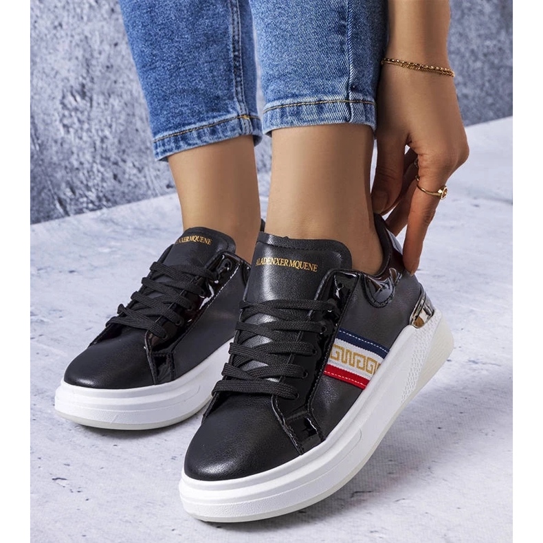 D/GMR Scarpe nere con inserti laccati di Annot bianca 1