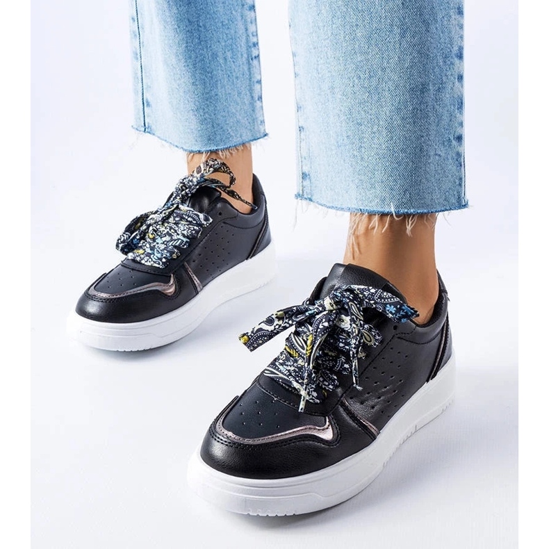 D/GMR Sneaker nere legate con un nastro Pryor nero 2