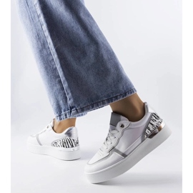 D/GMR Sneakers bianche sulla piattaforma Tooele bianca 2
