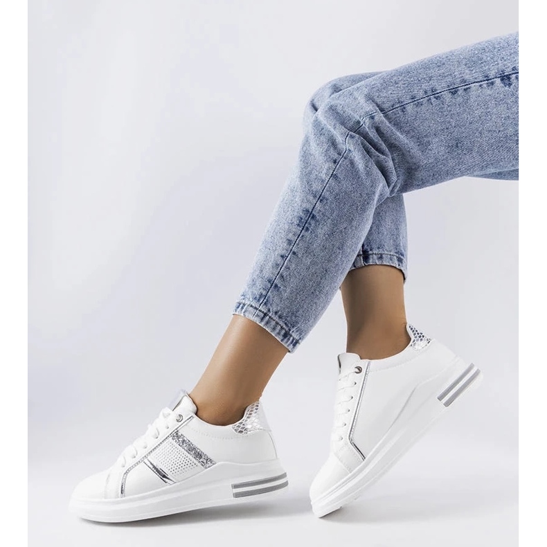 D/GMR Sneakers bianche decorate con strass Xarles 2