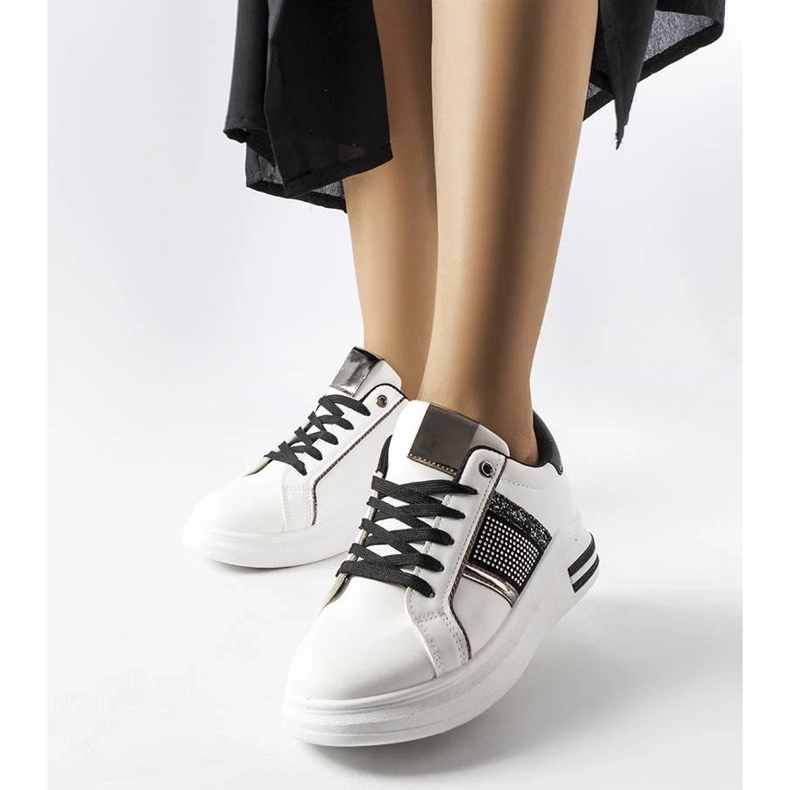 D/GMR Sneakers bianche e nere con strass Xarles 1