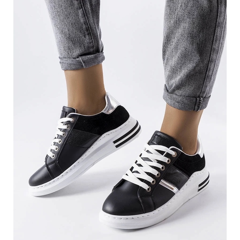 D/GMR Sneakers nere con inserti di Deans 2
