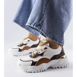 D/GMR Sneakers bianche su suola irregolare di Alta 1