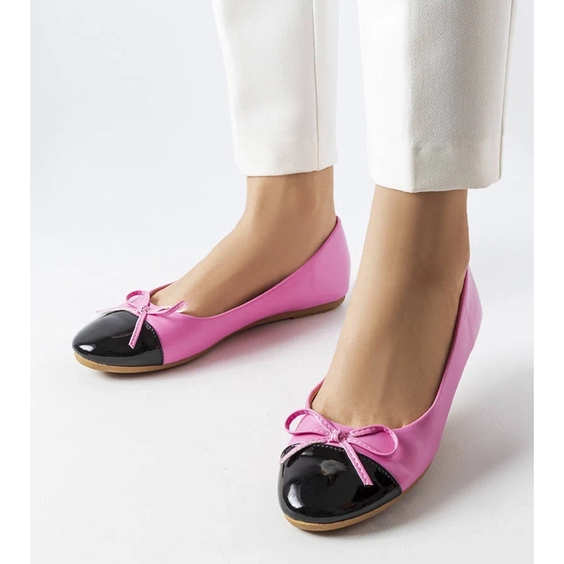 D/GMR Ballerine con punta in vernice rosa di Despins 1