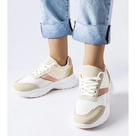 D/GMR Sneakers beige e bianche con un accento duffy dorato 1