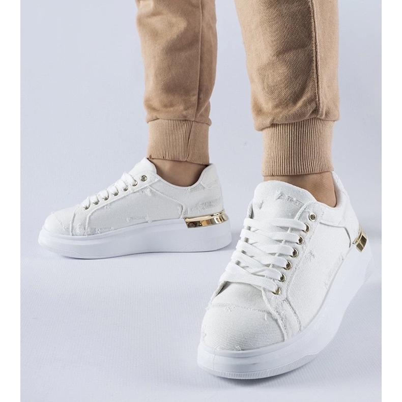 D/GMR Sneakers bianche sulla piattaforma Osson bianca 1