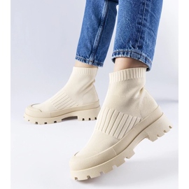 D/GMR Sneaker beige con tomaia flessibile Varden 2