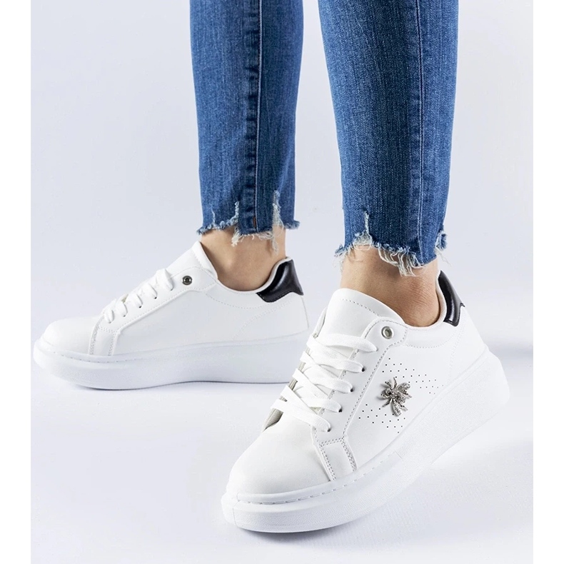 D/GMR Sneakers bianche con applicazione Fairfax in zirconi bianco 2