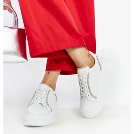 D/GMR Sneakers Karino in pelle bianca con strass 2