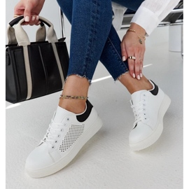 D/GMR Sneaker Semhar bianche traforate bianca 2