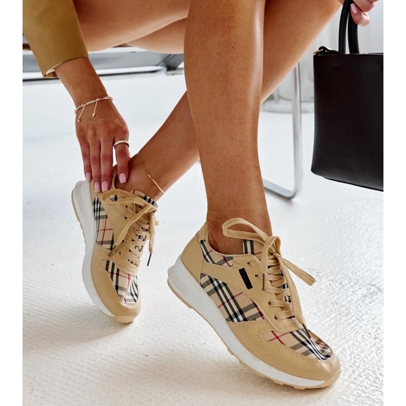 Sneaker beige nella scacchiera afifah 2