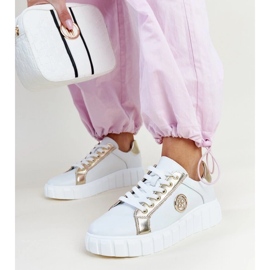Sneaker in pelle bianca con massiccia suola Viera 2