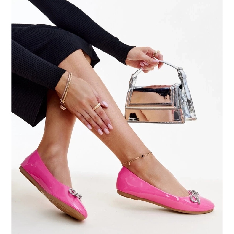 Ballerine in vernice rosa con fiocco decorativo di Totani 2