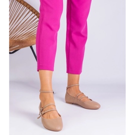 D/CEO Beige eco -pleather ballerinas con fibbie Vitoldora 2