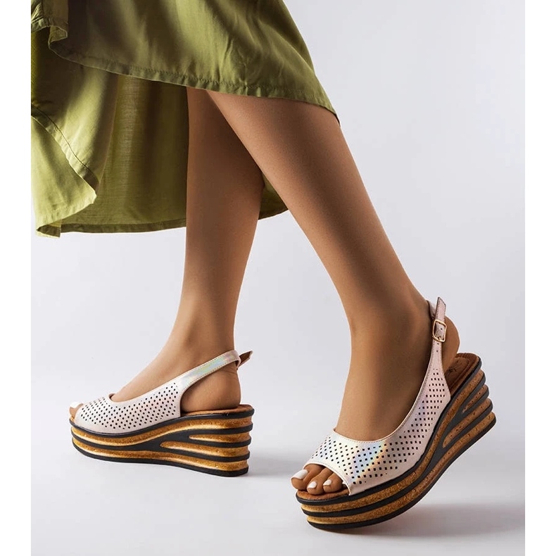 D/CEO Espadrillas beige con zeppa di Griner 1
