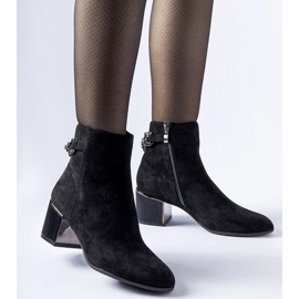 D/CEO Stivaletti neri con catena in eco-suede Fenughedu nero 1
