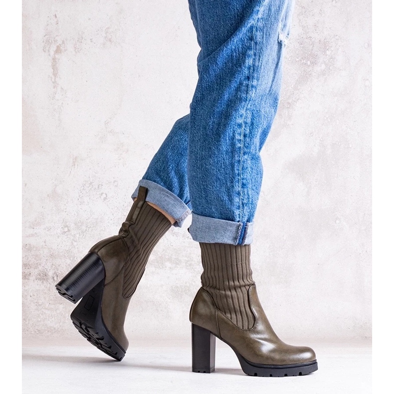 D/CEO Stivaletti verdi realizzati in ecopelle Asera 1
