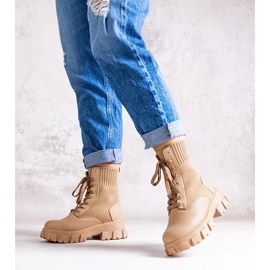 D/CEO Stivaletti beige con tomaia flessibile di Zogba 2