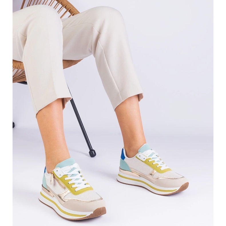 D/CEO Green Sports Sneakers sulla piattaforma con l'inserto dorato di Isotta verde 1