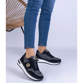 Sneaker nere lucide con una decorazione dorata nero 1